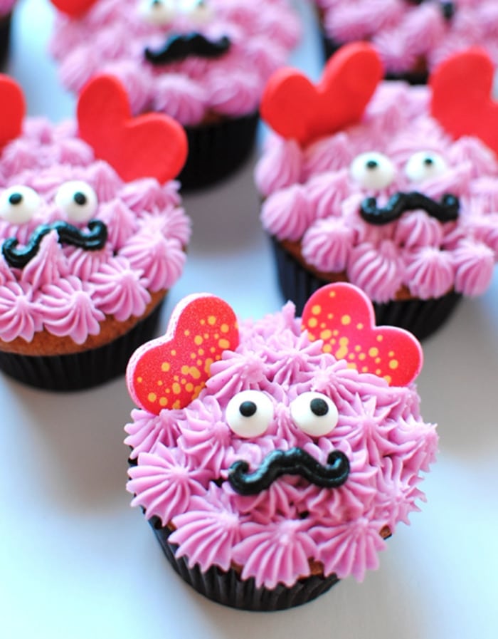 Valentines Cupcakes - love monster