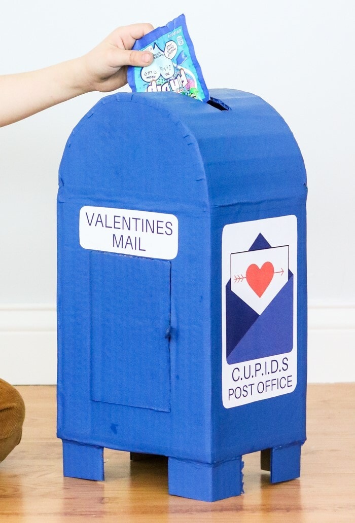 Valentine's Day Mail Box Ideas - Mailbox